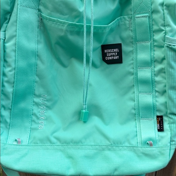 Herschel Supply Company Barnes Tote - Picture 2 of 9